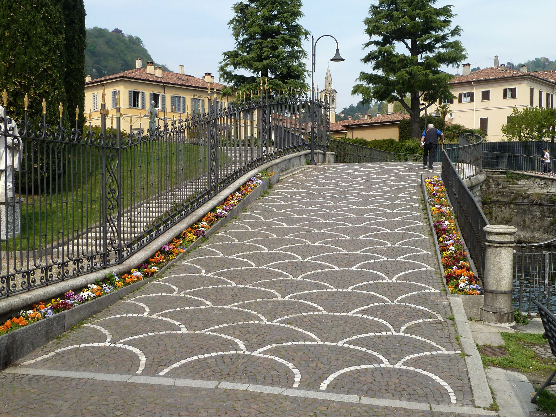 Como
